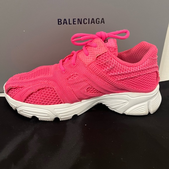 Balenciaga Phantom Monocolor Mesh Trainer Sneakers In Pink Fluo White - Picture 11 of 14